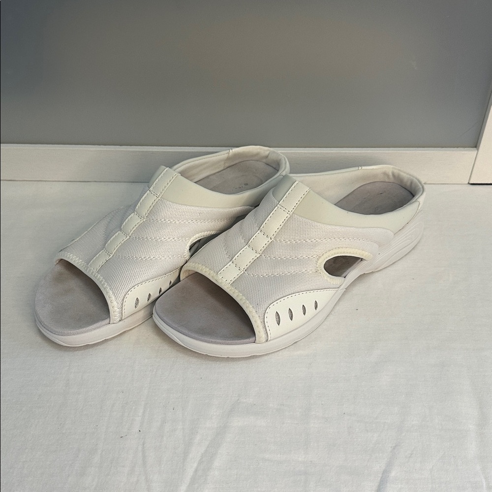 EASY SPIRIT Womens White Cutouts Traciee Round Toe Slip On Slide Sandals 8 1/2 M